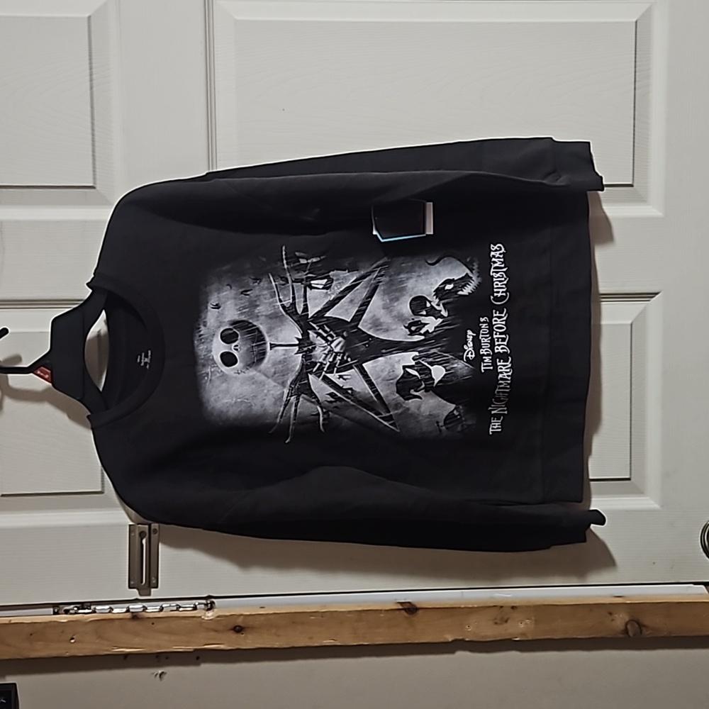 DISNEY Nightmare Before Christmas SWEATSHIRT: BLACK: NEW WITH TAGS: XL (14/16)